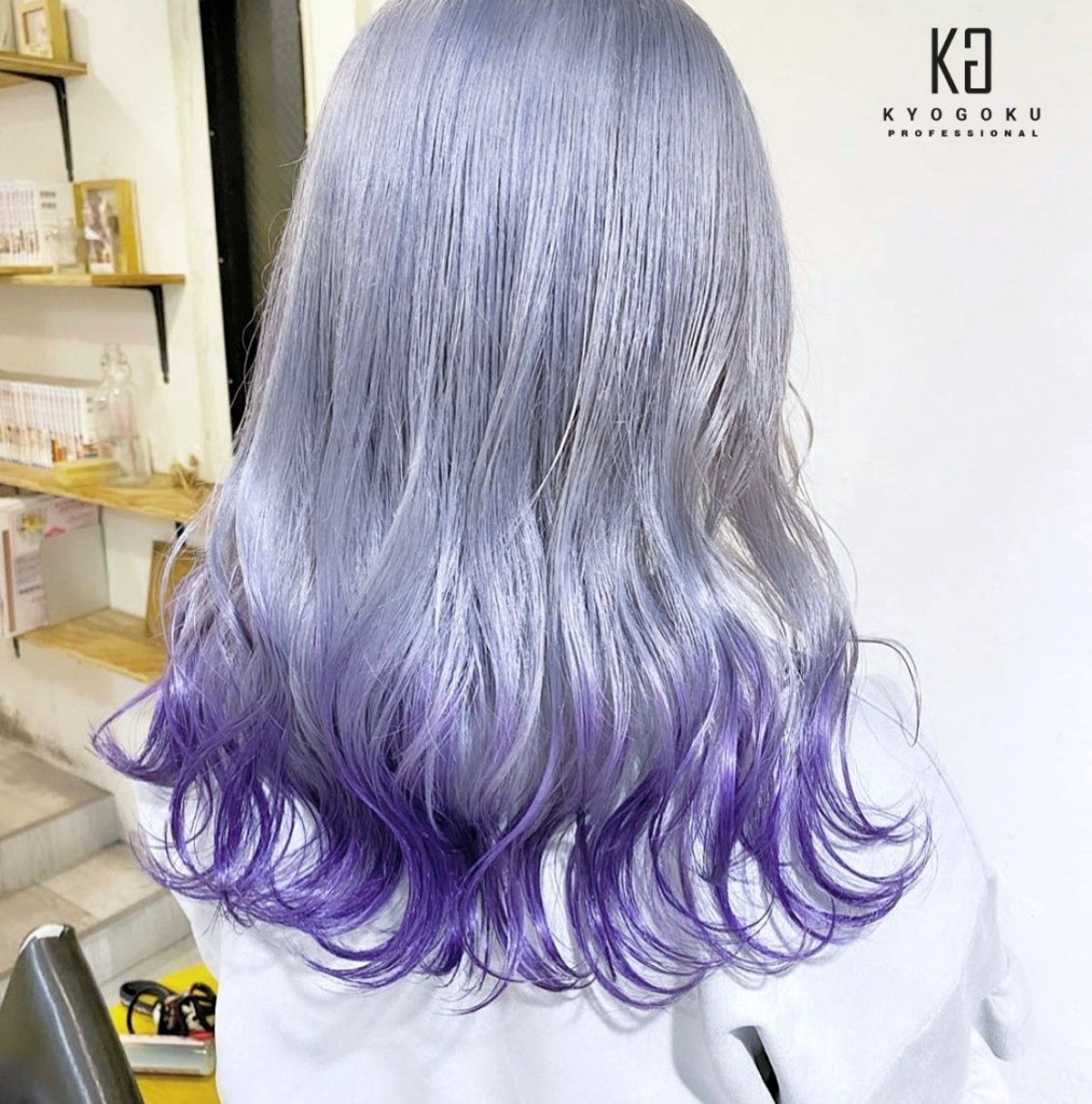 派手髪 紫