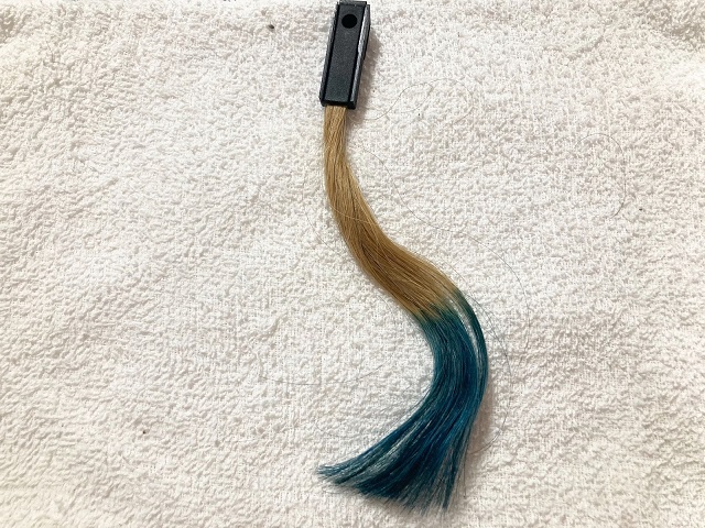KYOGOKUカラーセラム（ファンシービビットブルー）の髪色を比較　色味